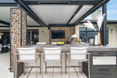 louvered-pergola-with-recessed-platinum-electric-heater